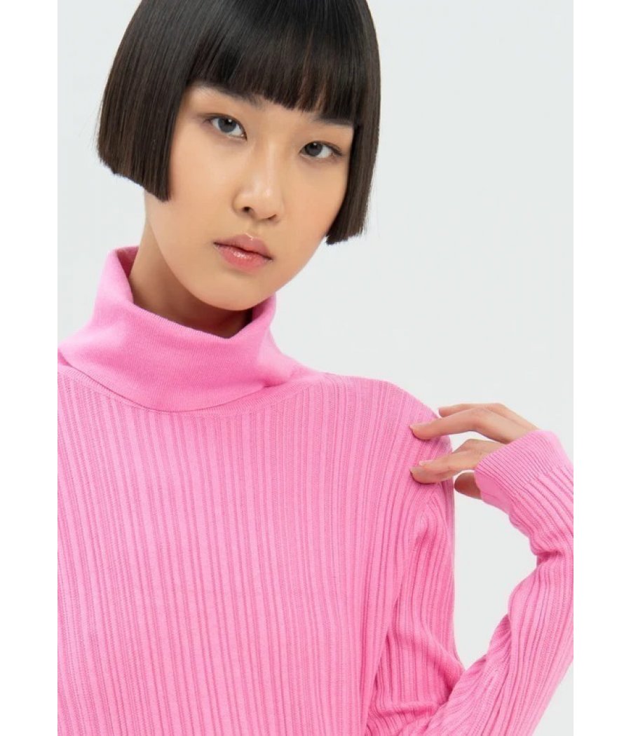 MAGLIA COLLO ALTO COSTINE ADERENTE TASCH